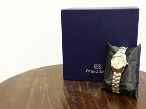 レアアイテムのGRAND SEIKO
