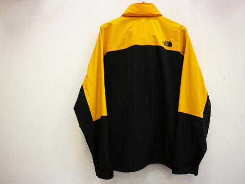 ザノースフェイスのハイドレウィンドジャケット