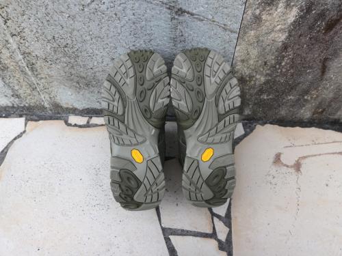 メレルのトレッキングブーツ