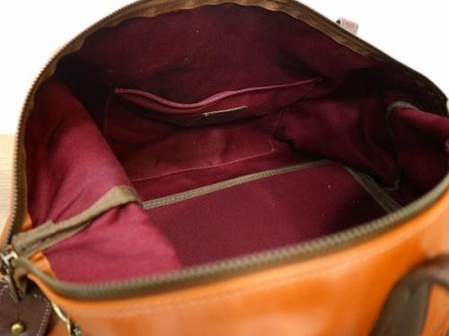 タスティングのボストンバッグ