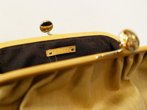 レアアイテムのCELINE