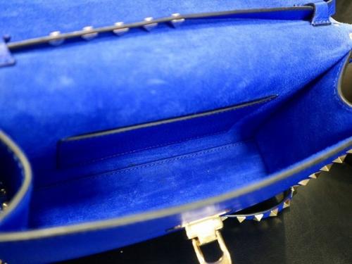 ショルダーバッグのヴァレンティノ