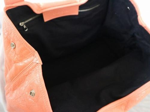 BALENCIAGAのバレンシアガ