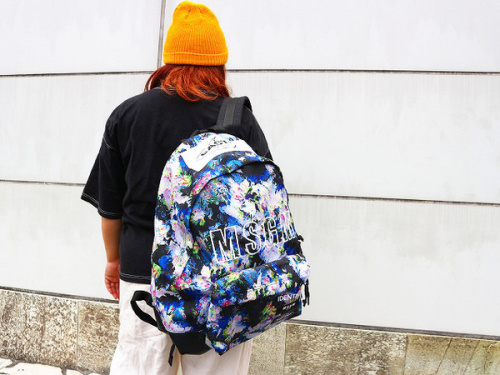 コラボ・別注アイテムのEASTPAK