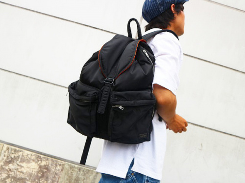 キャリアファッションのPORTER