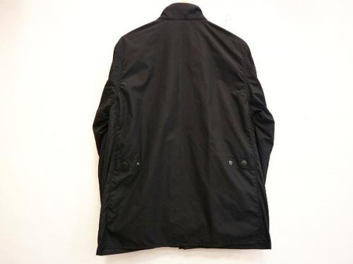 バブアーのモデｨファイドインターナショナル