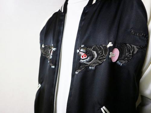 ジョンアンダーカバーのスカジャン