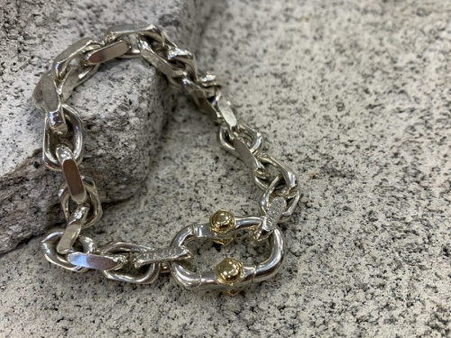 ラグジュアリーブランドのTiffany & Co