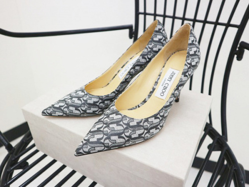 ラグジュアリーブランドのJimmy Choo