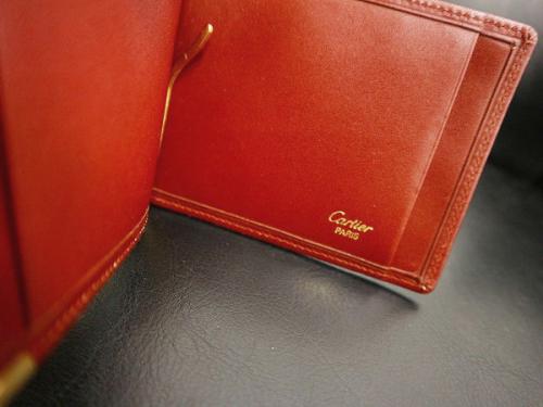 カルティエの札入れ