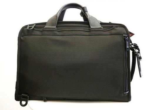 トゥミの3WAYブリーフバッグ