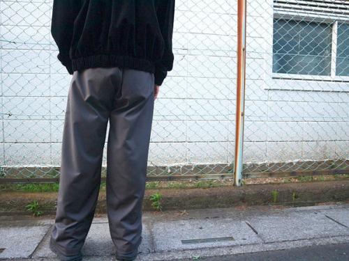モニタリーのワイドパンツ