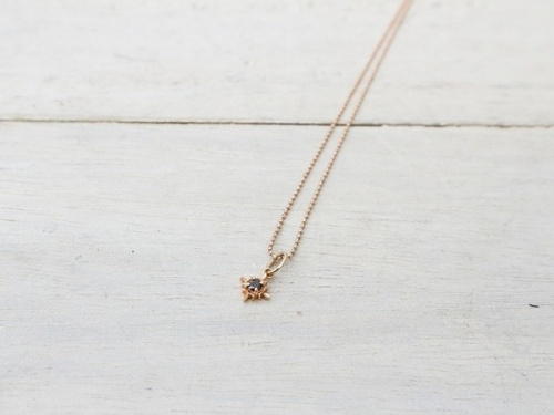 ラグジュアリーブランドのagete