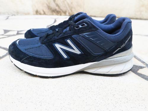 ニューバランスのスニーカー