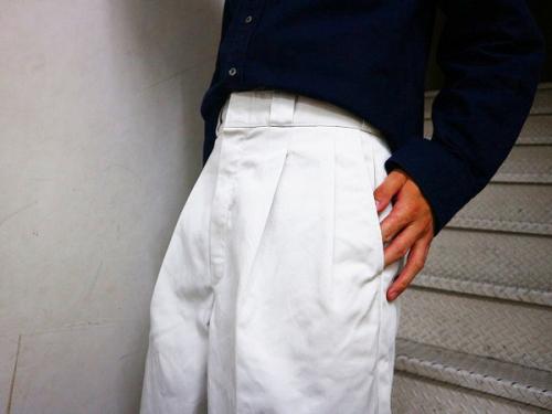 ディッキーズ×ジャーナルスタンダードのタックパンツ