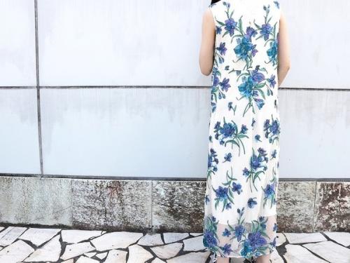 ダイアグラムグレースコンチネンタルのリゾートフラワーワンピース