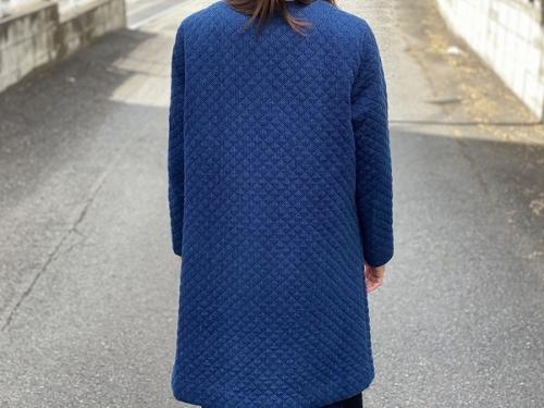 ブルーブルーのコート