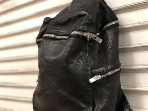 インポートブランドのGUIDI