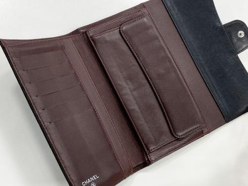 シャネルの財布