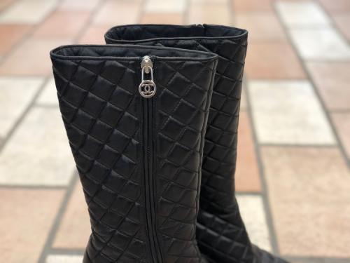 シャネルのブーツ