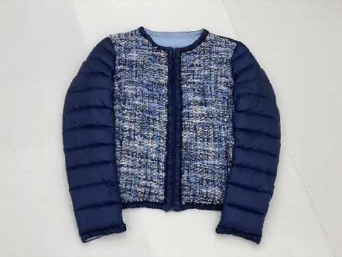 レアアイテムのMONCLER