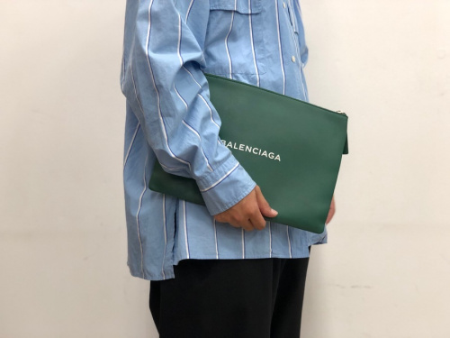 ストリートブランドのBALENCIAGA