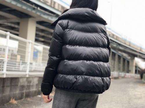ダウンジャケットの与野