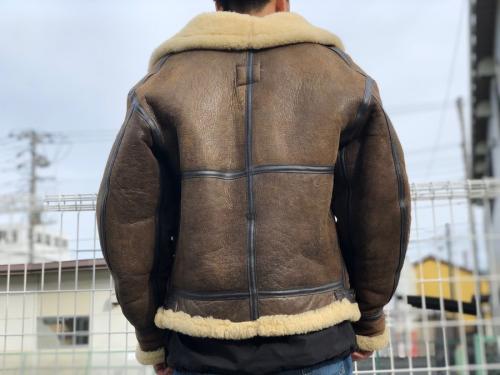 アヴィレックスのB-3フライトジャケット