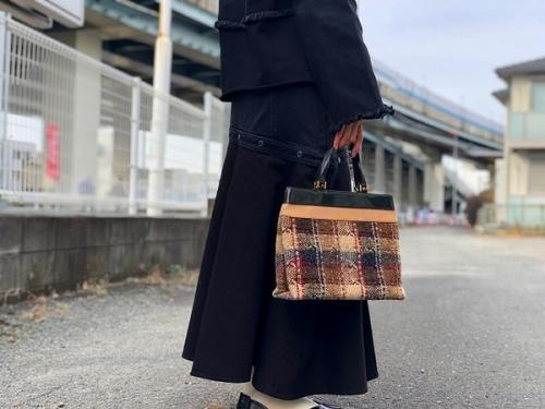 ハンドバッグの与野