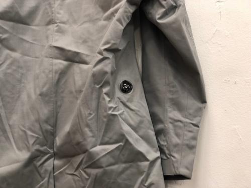 デザイント オルテラインのコート