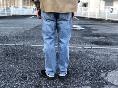 ヘリルのデニムパンツ