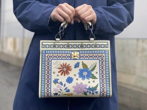 TORY BURCHのトリーバーチ