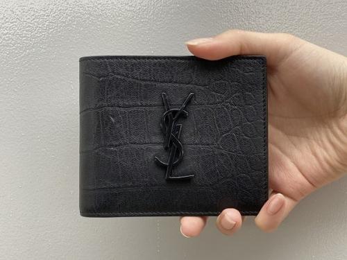 Saint Laurent Parisのサンローランパリ