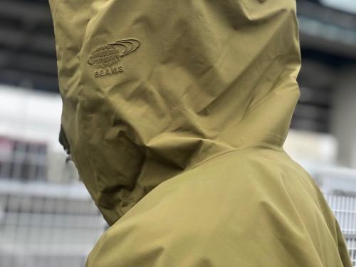 アークテリクス ✕ ビームスのマウンテンパーカー