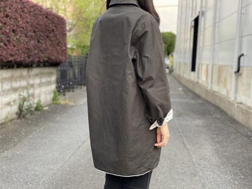 イールプロダクツのコート