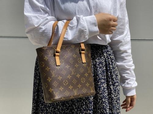 LOUIS VUITTON 　のルイ ヴィトン　