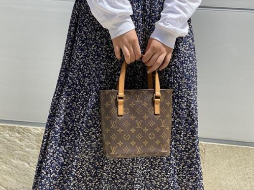 ルイ ヴィトン　のハンドバッグ