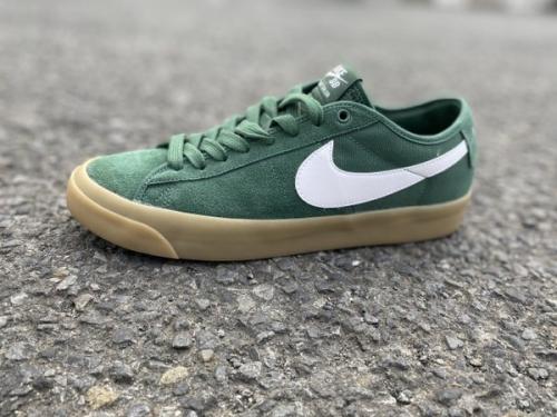 NIKE SBのナイキエスビー
