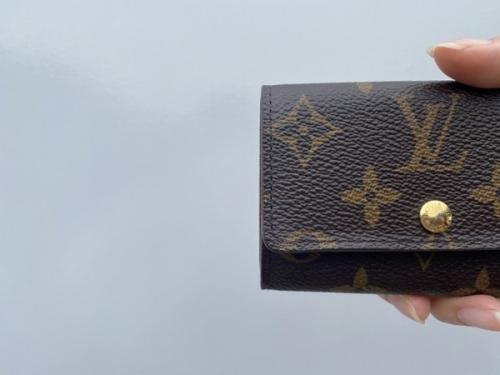 LOUIS VUITTON 　のルイ ヴィトン　