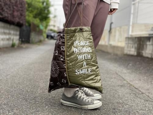 マニプリのミリタリープリントトートバッグ