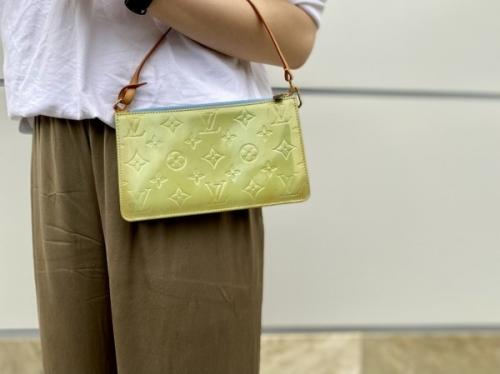 ルイ ヴィトン　のレキシントン