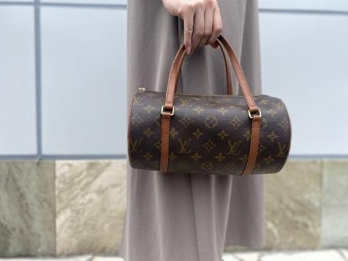 ルイ ヴィトン　のパピヨンPM