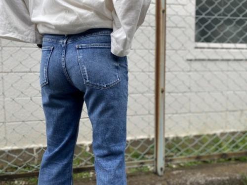 アッパーハイツのデニムパンツ