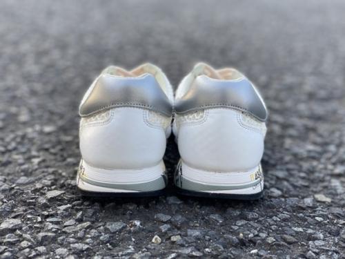 プレミアータのスニーカー