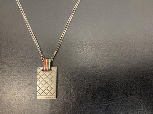 ネックレスの与野