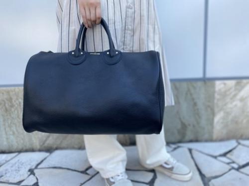 ボストンバッグの与野