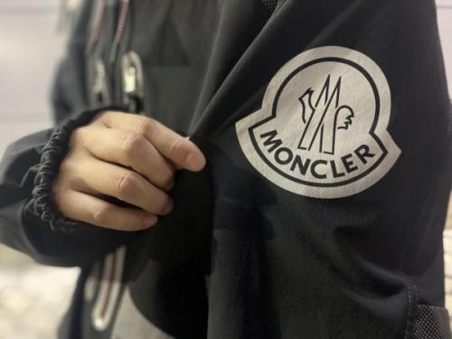 ジャケットの与野