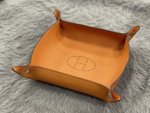 ラグジュアリーブランドのHERMES