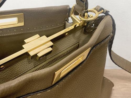 フェンディのピーカブー