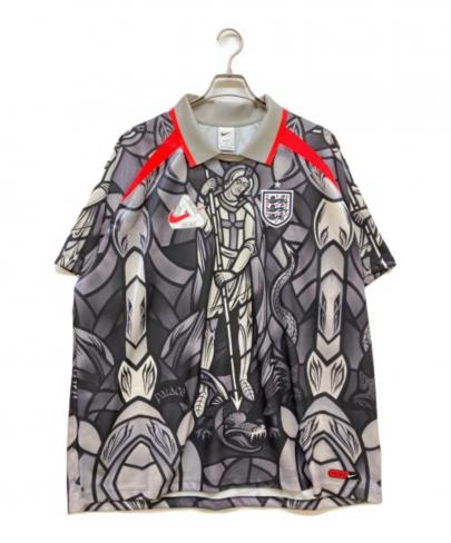 「ストリートブランドのNIKE × PALACE 」